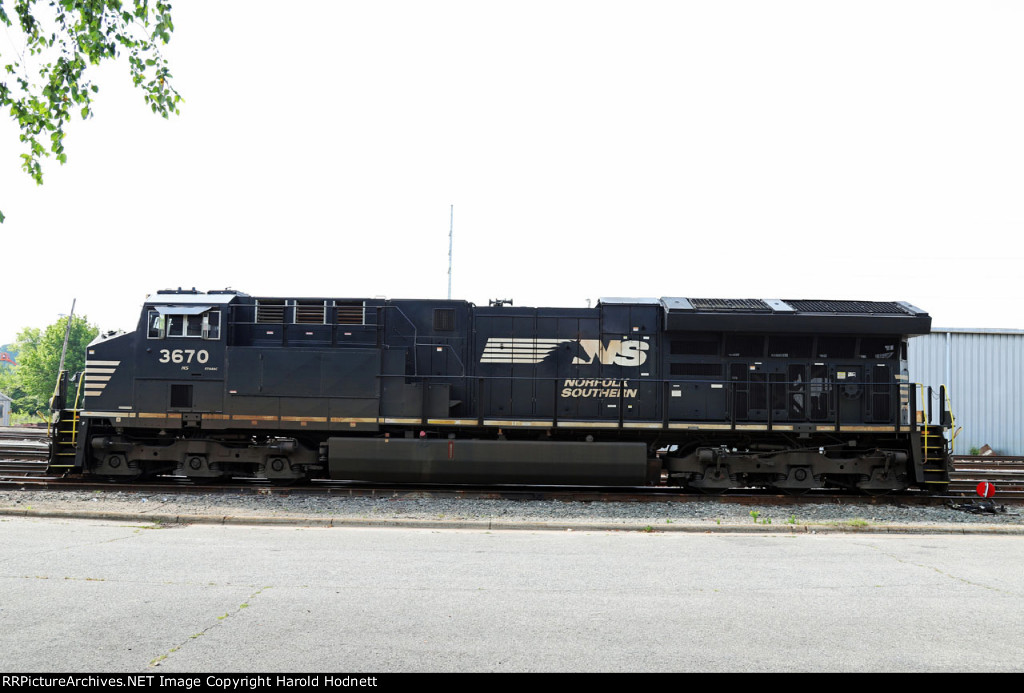 NS 3670